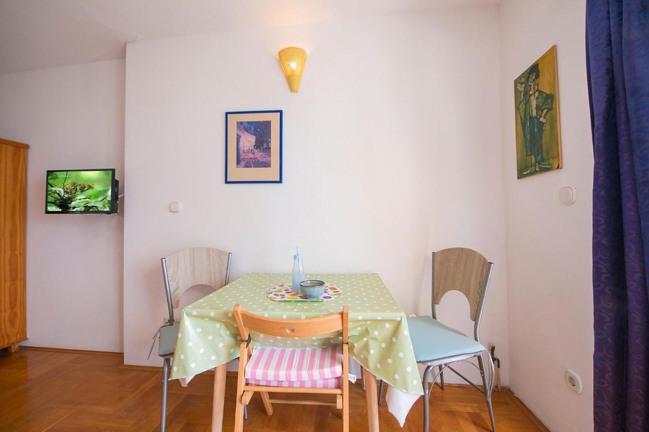Villa Lastavica Brela Bagian luar foto